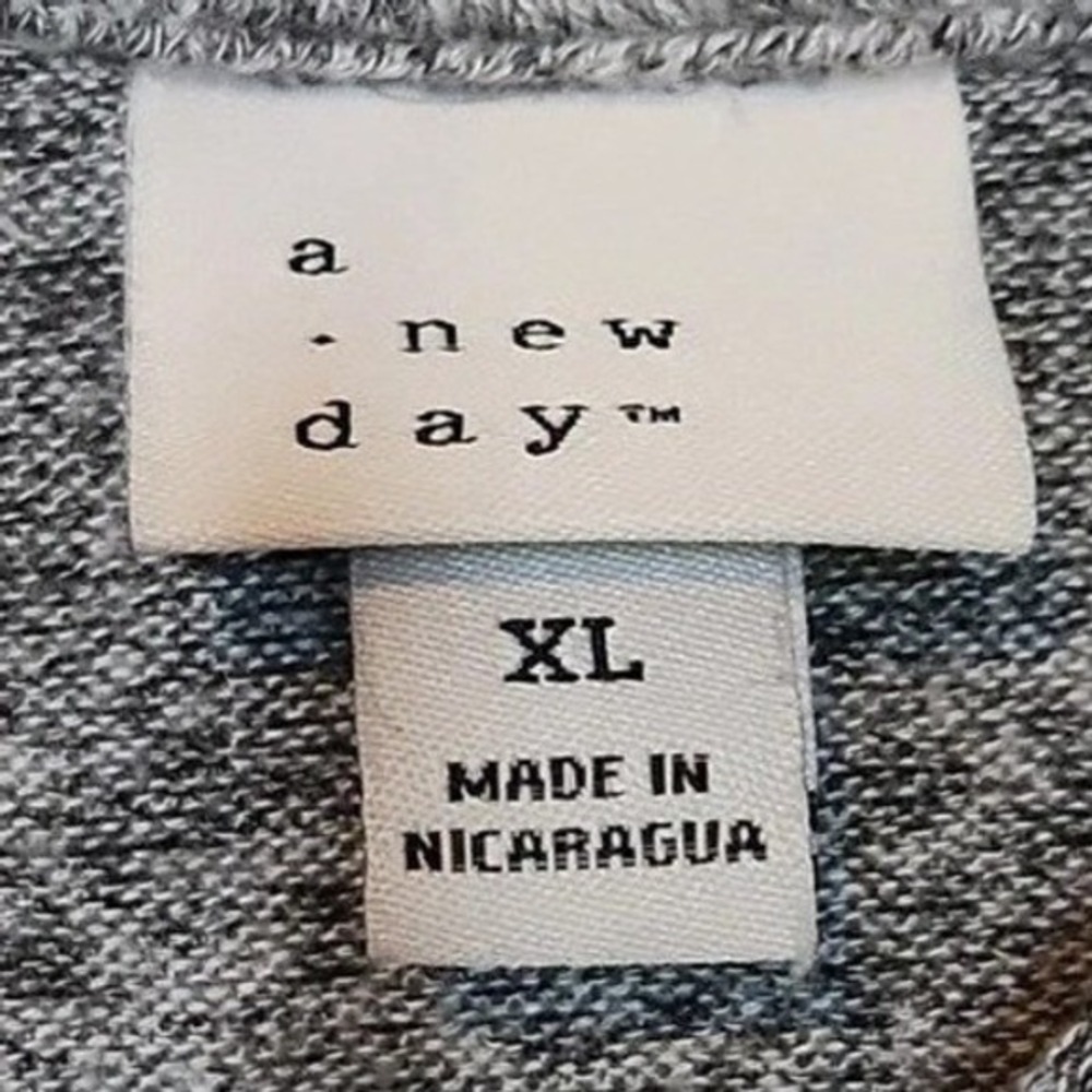 A‎ New Day Heathered Gray Long Sleeve Knit Top Women's XL Made in Nicaragua - Picture 4 of 8